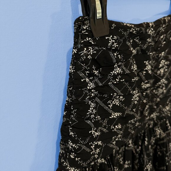 Cinq à Sept Amelia Floral Mini Skirt - Picture 4 of 11